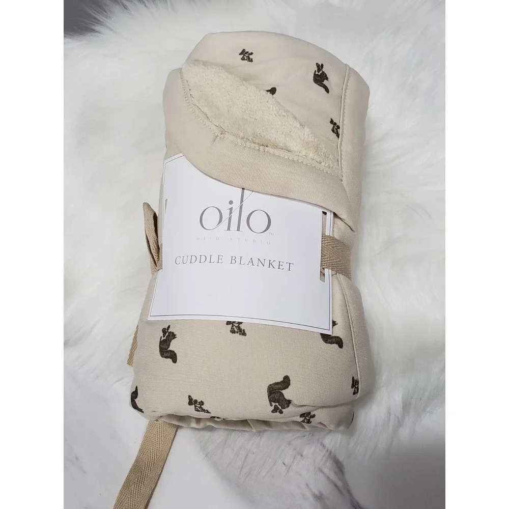 Oilo Nursery Cuddle Blanket Organic Cotton Plush squirrel woodland forest crib